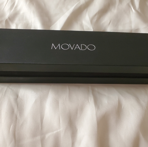 Movado bold ladies watch with Swarovski Crystal's - Picture 5 of 6